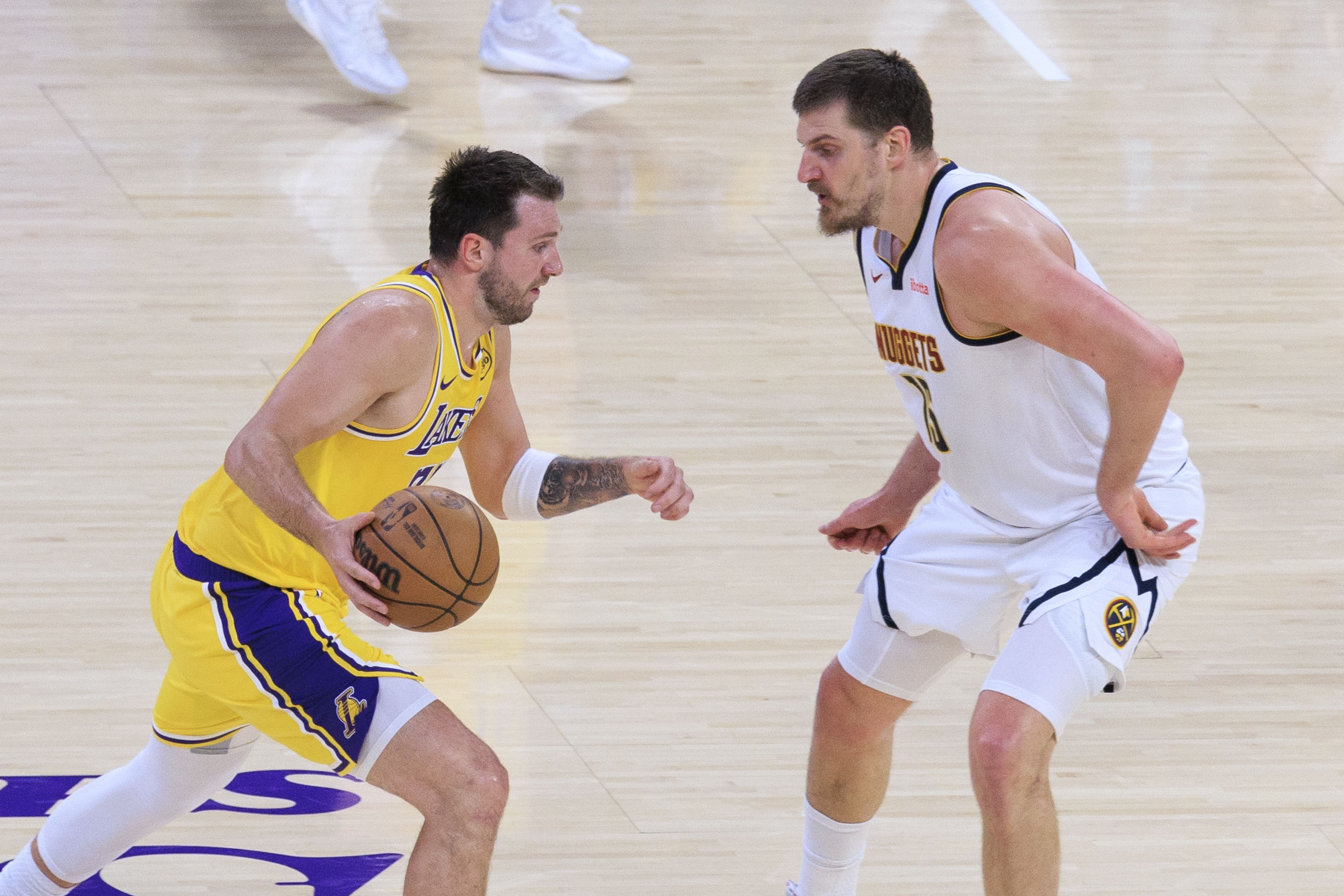 乐鱼体育-30+三双谁最多？第一遥不可及 东欧双胖来势汹汹 威詹登字乔在列